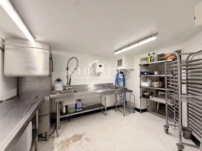 Image No.31-House for sale