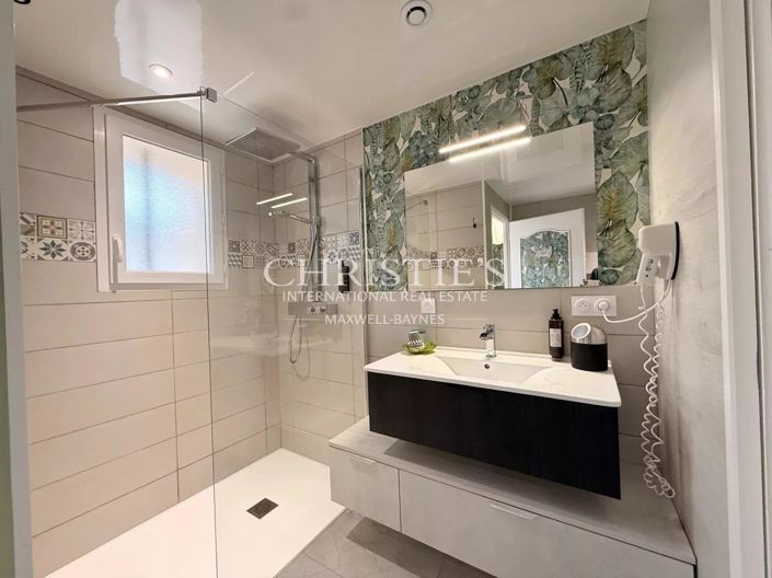 Image No.43-House for sale