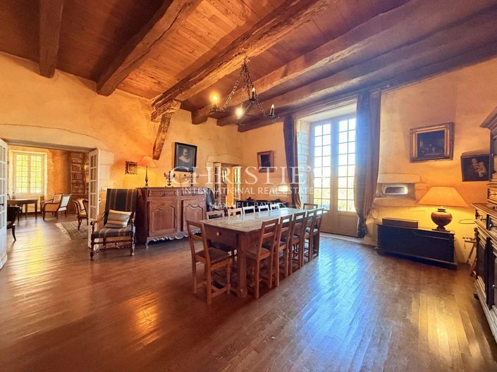 Image No.12-8 Bed House for sale