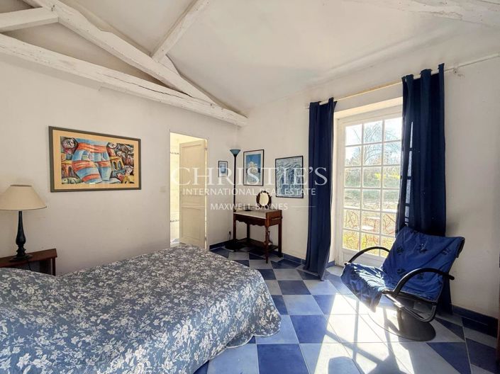 Image No.19-8 Bed House for sale