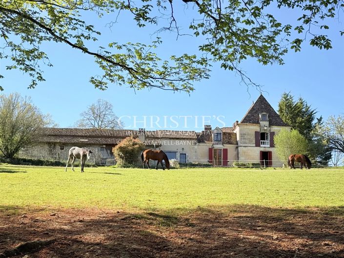 Image No.5-8 Bed House for sale