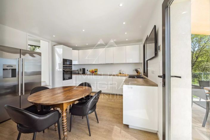 Image No.5-4 Bed House for sale