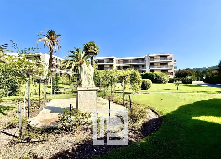 Image No.3-Appartement de 2 chambres à vendre à Cannes