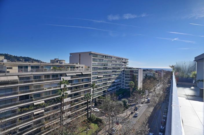 Image No.18-2 Bed Apartment for sale