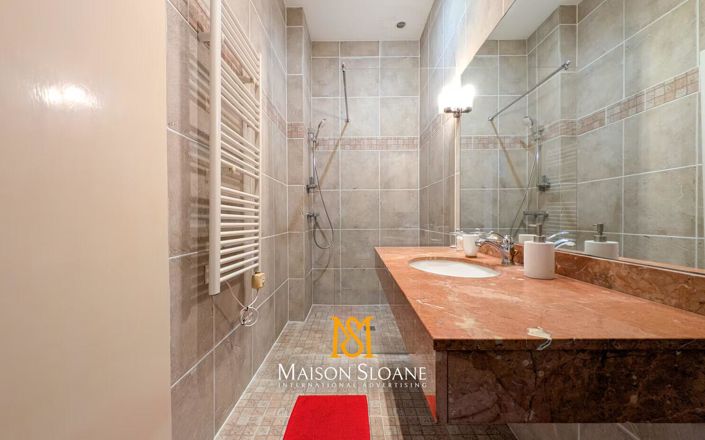 Image No.21-Maison de 4 chambres à vendre à Grenade