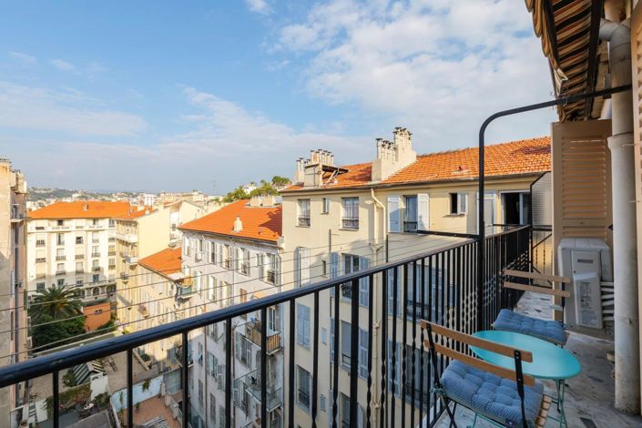 Image No.11-2 Bed Apartment for sale