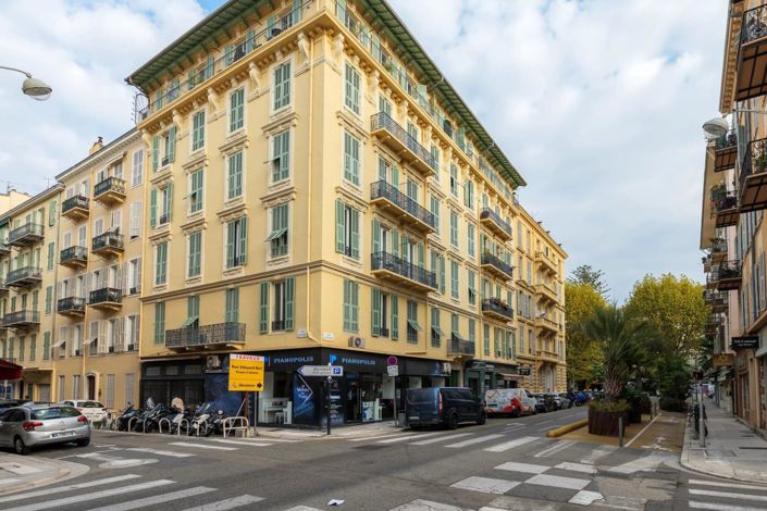 Image No.17-2 Bed Apartment for sale