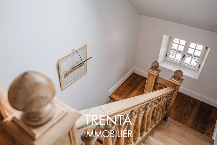 Image No.16-7 Bed House for sale