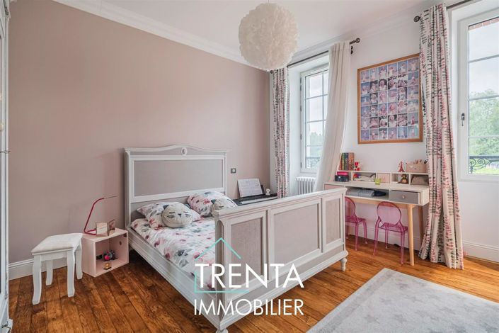 Image No.17-7 Bed House for sale