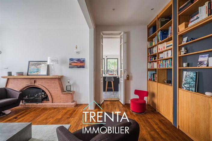 Image No.9-7 Bed House for sale