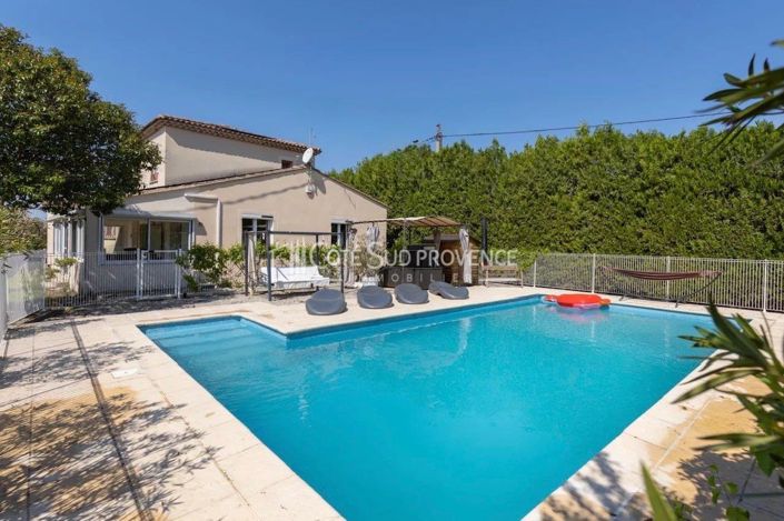 Image No.2-5 Bed House for sale