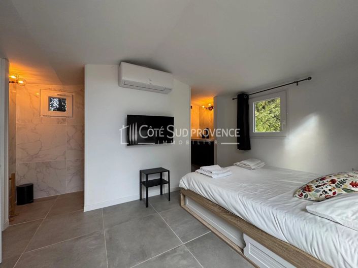 Image No.27-5 Bed House for sale