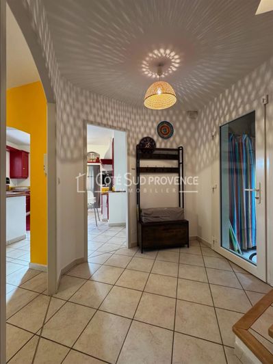 Image No.5-5 Bed House for sale