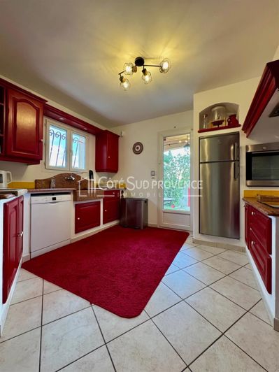 Image No.6-5 Bed House for sale