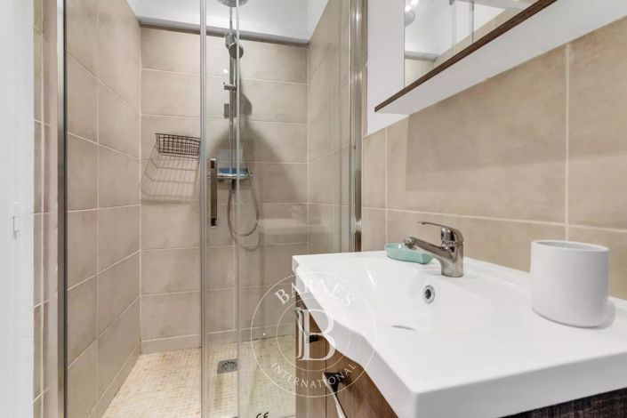 Image No.12-4 Bed House for sale