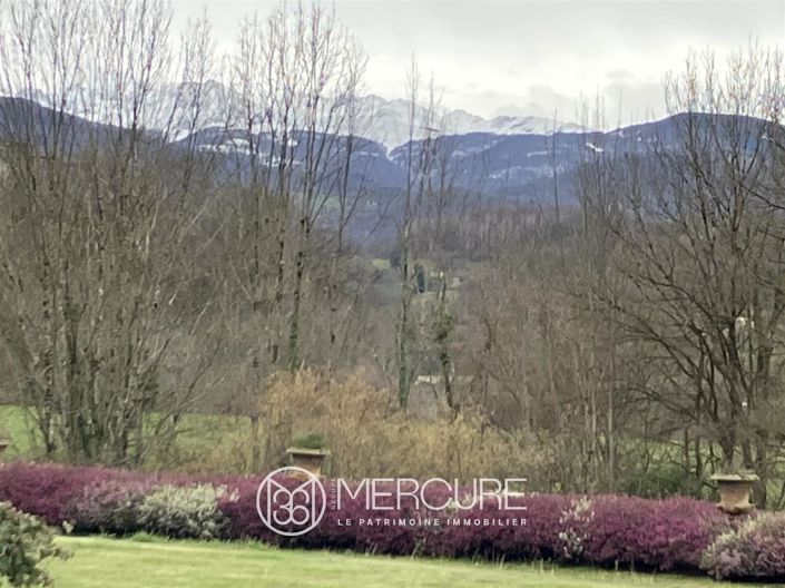 Image No.2-5 Bed House for sale