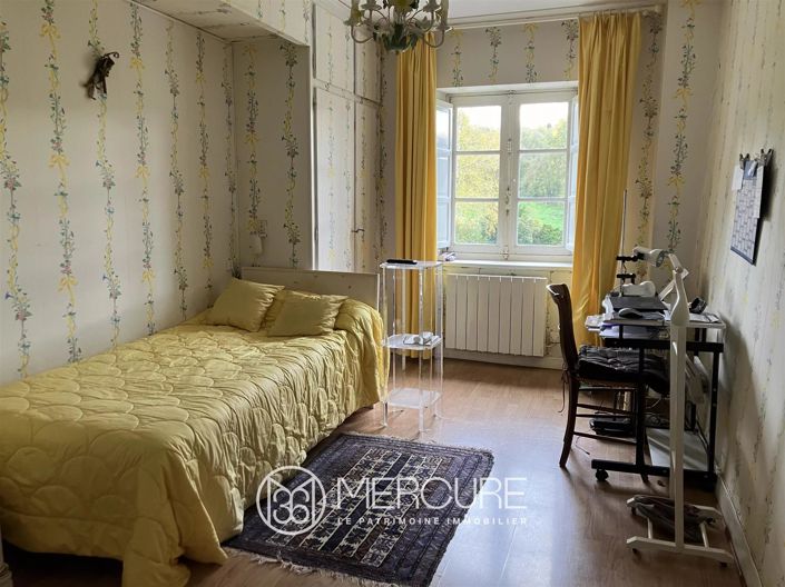 Image No.9-5 Bed House for sale