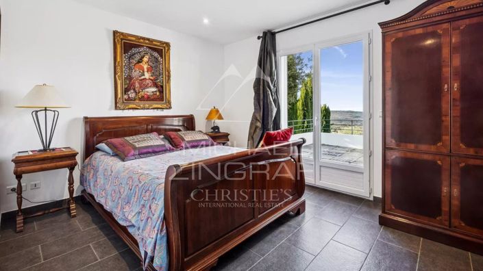 Image No.11-House for sale