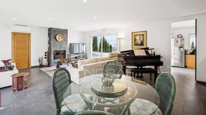 Image No.7-House for sale