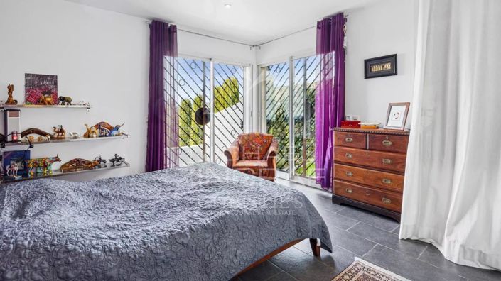 Image No.9-House for sale