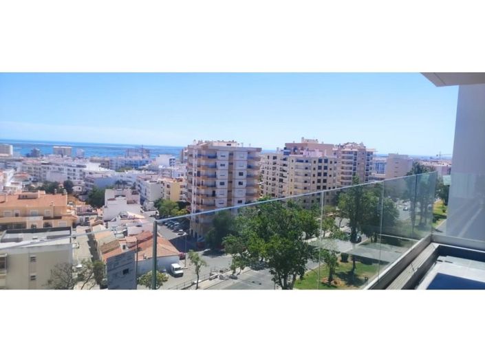 Image No.19-3 Bed Apartment for sale