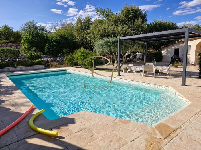 Image No.3-3 Bed House for sale