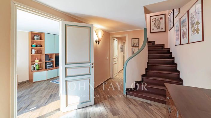 Image No.13-3 Bed House for sale