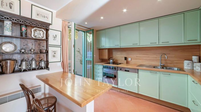 Image No.6-3 Bed House for sale