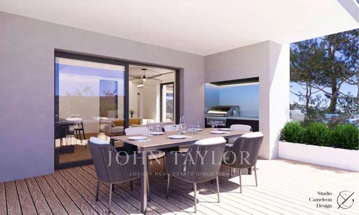 Image No.21-3 Bed House for sale