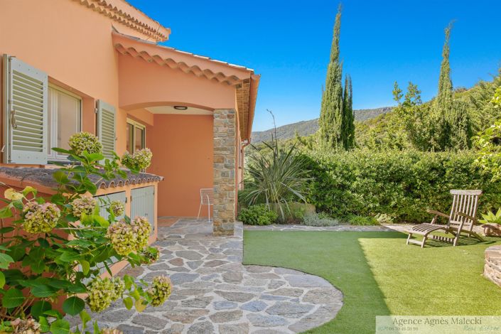 Image No.11-6 Bed House for sale