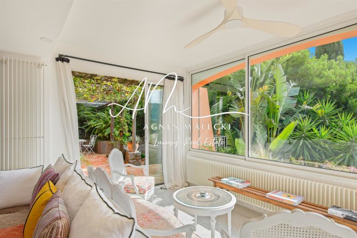 Image No.14-6 Bed House for sale