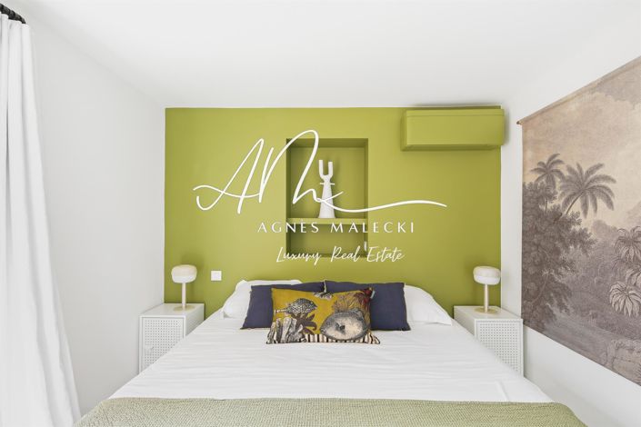 Image No.21-6 Bed House for sale