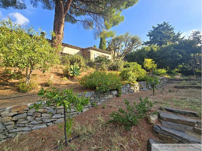 Image No.5-5 Bed House for sale