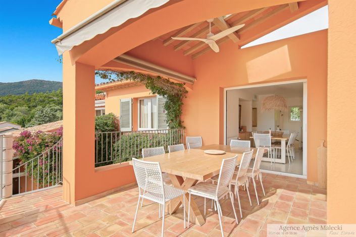 Image No.5-6 Bed House for sale