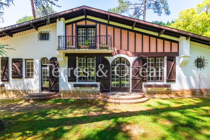 Image No.7-5 Bed House for sale