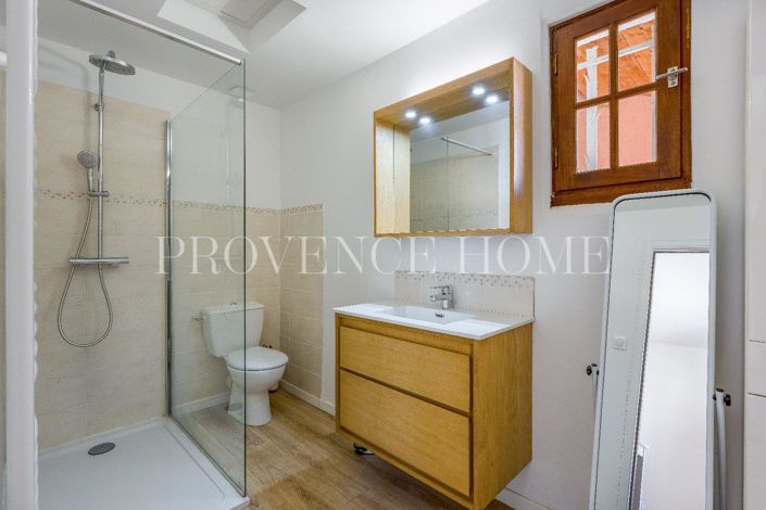 Image No.18-4 Bed Property for sale