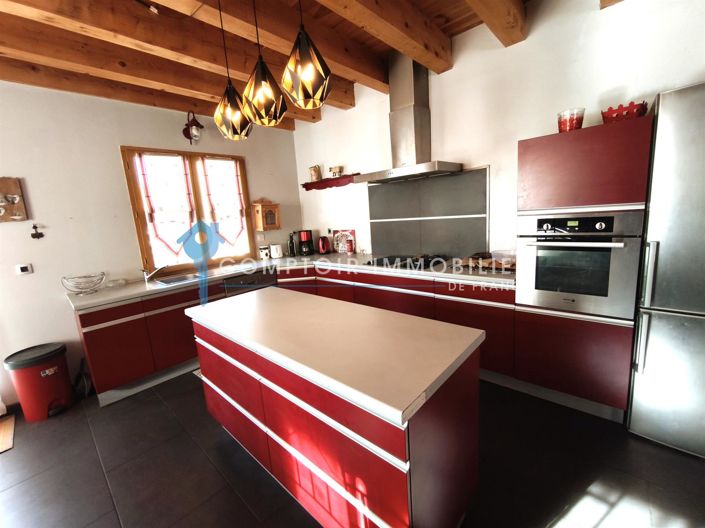 Image No.5-6 Bed House for sale