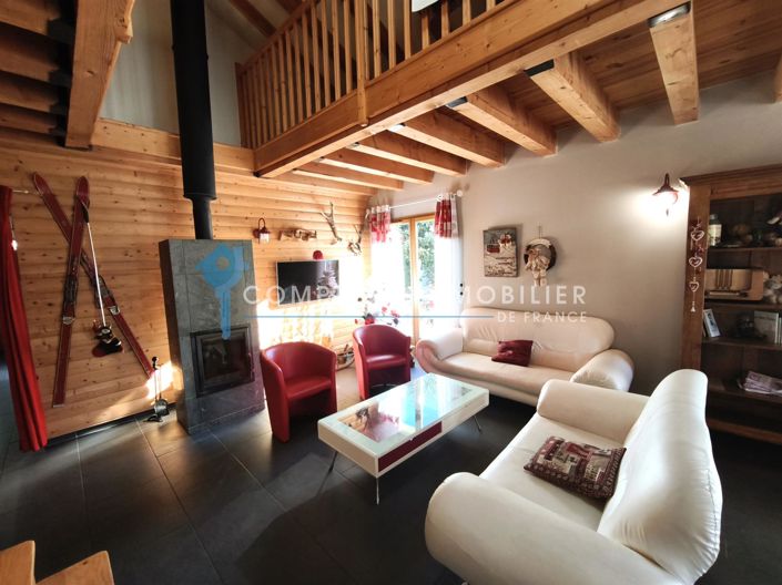 Image No.6-6 Bed House for sale