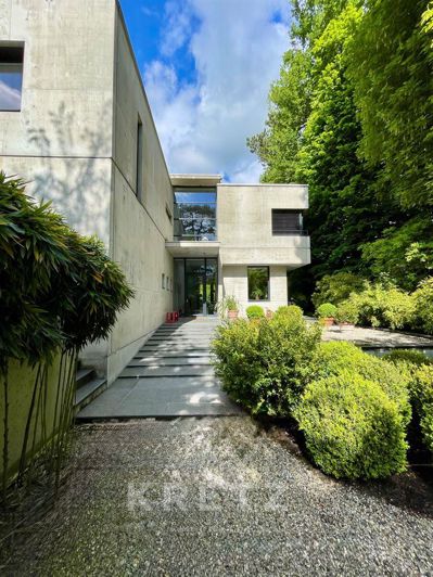 Image No.4-5 Bed Property for sale