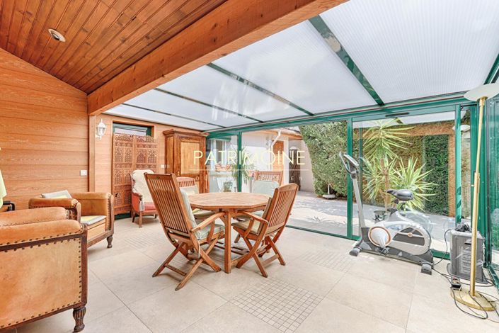 Image No.2-3 Bed House for sale