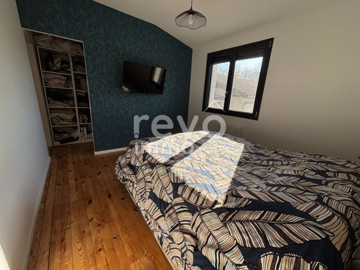 Image No.10-4 Bed House for sale