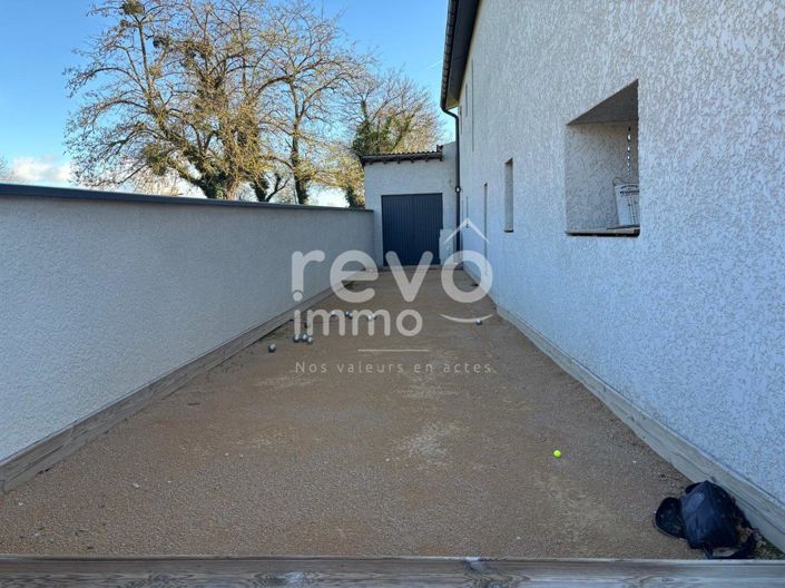 Image No.17-4 Bed House for sale