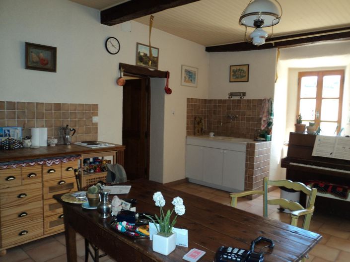 Image No.12-6 Bed House for sale