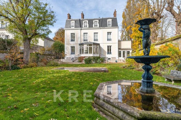 Image No.19-8 Bed Property for sale