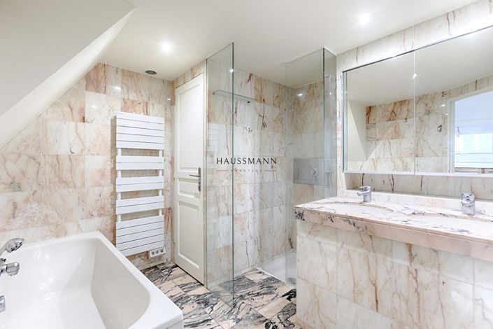 Image No.8-Maison de 1 chambre à vendre à Paris