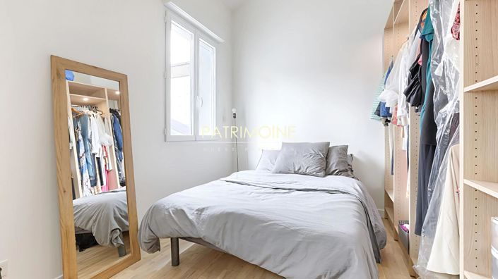 Image No.10-4 Bed Property for sale