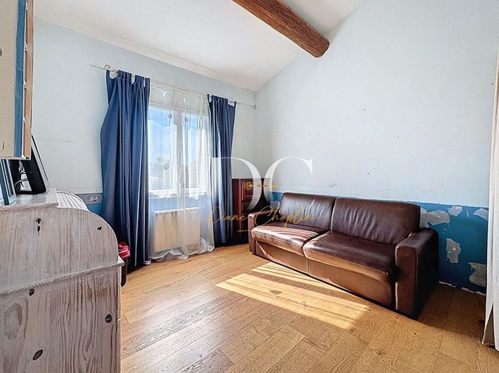 Image No.14-4 Bed House for sale