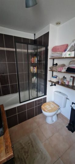 Image No.7-2 Bed House for sale