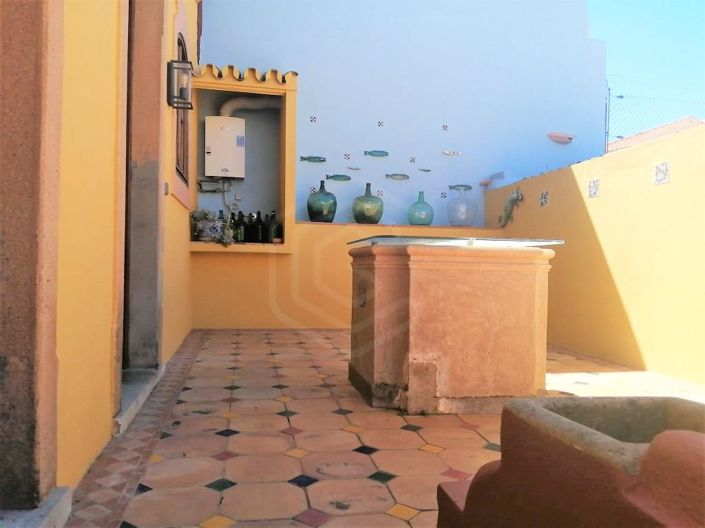 Image No.17-3 Bed House for sale