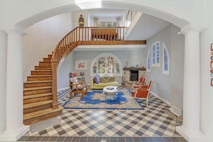 Image No.4-5 Bed House for sale